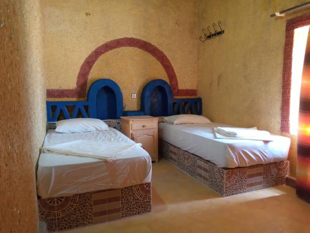 Les Pyramides Hotel 梅尔祖卡 外观 照片