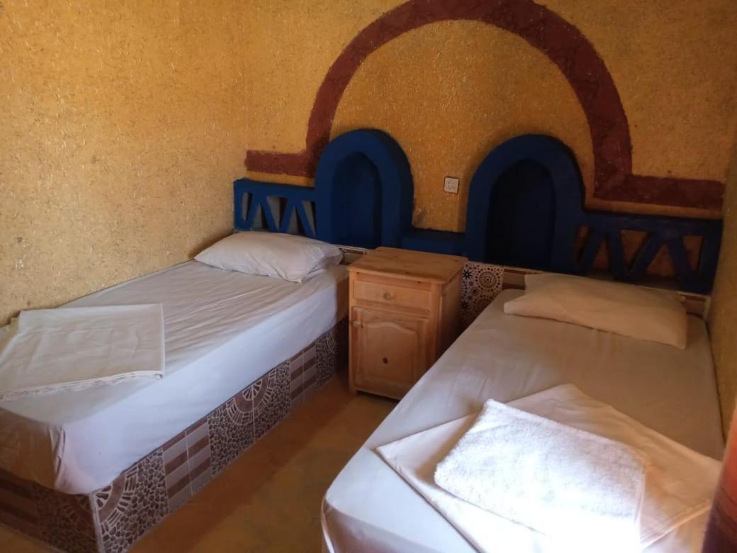 Les Pyramides Hotel 梅尔祖卡 外观 照片